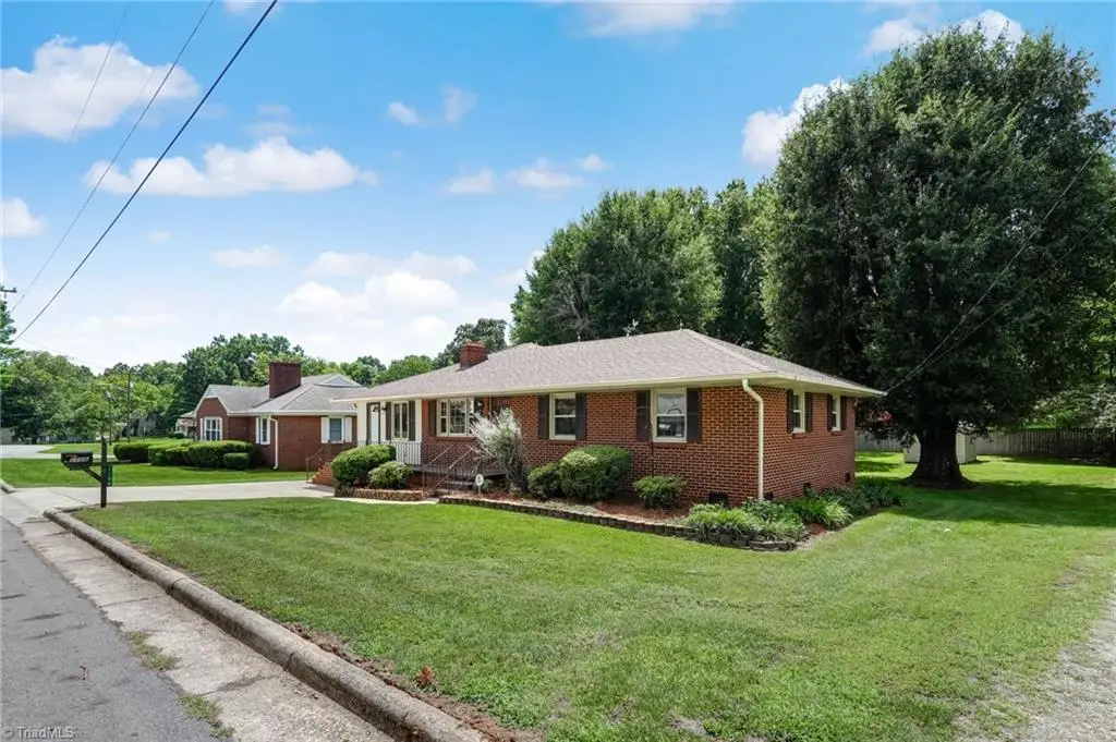 1106 Walnut Street, Reidsville, NC 27320 - #1