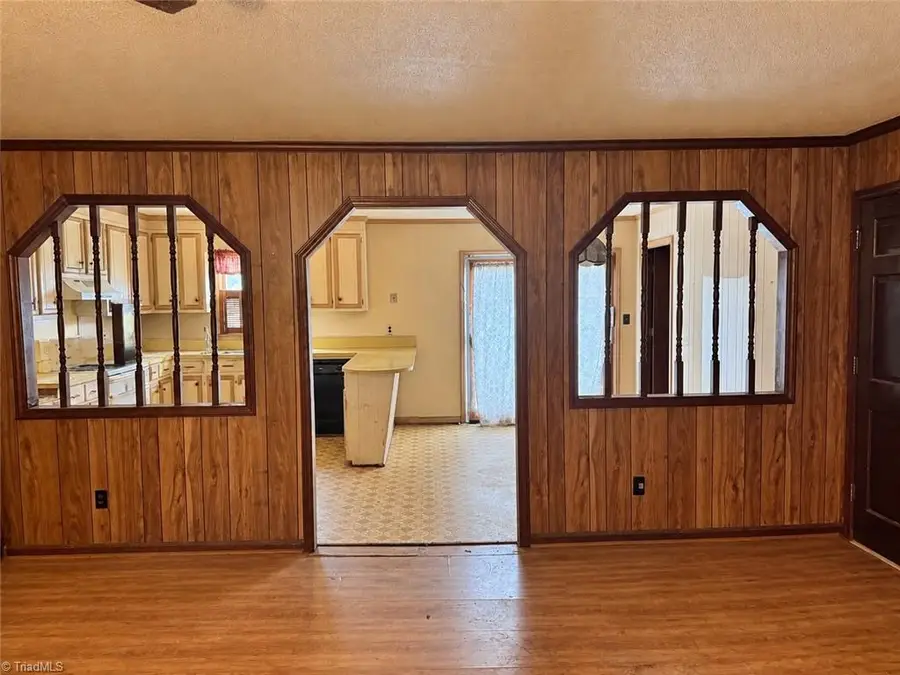 3483 Holloway Church Road, Lexington, NC 27292 - #2