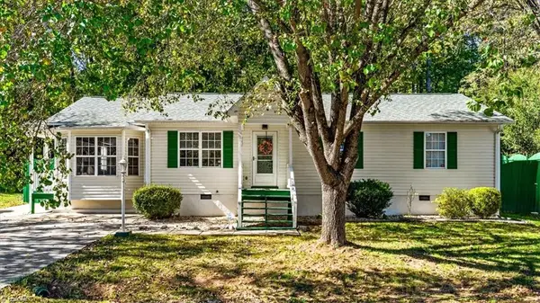 3816 Spring Branch Drive, Winston-Salem, NC 27107