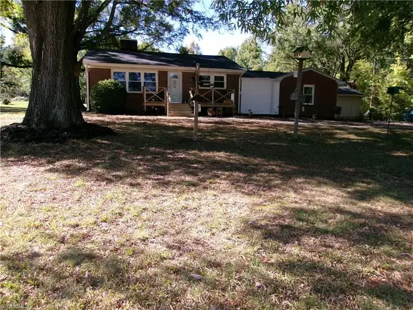 5716 Stigall Road, Kernersville, NC 27284