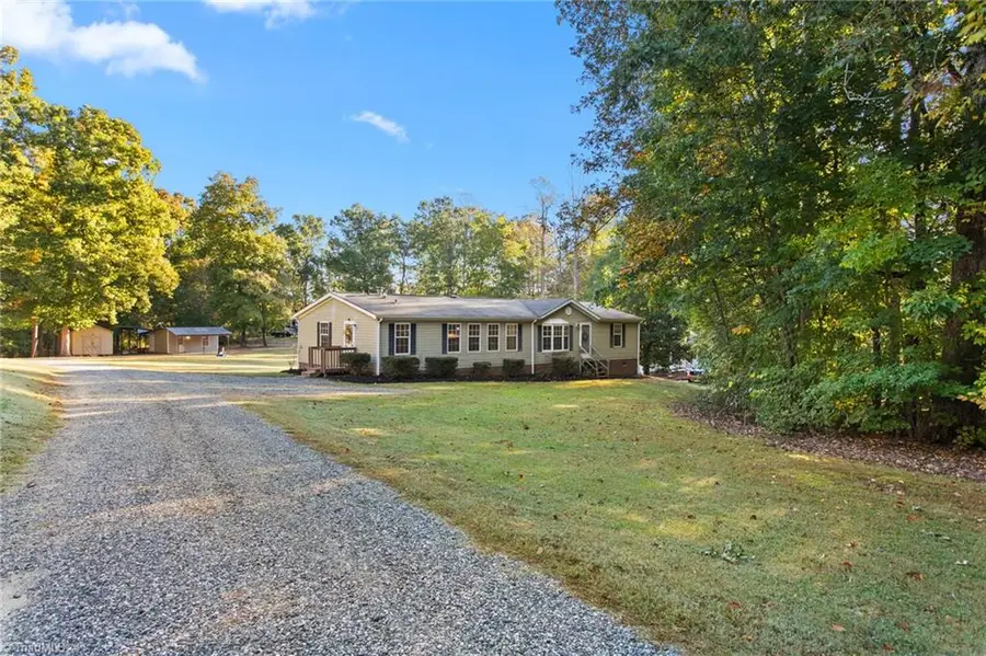 3256 Mebane Rogers Road, Burlington, NC 27217 - #3