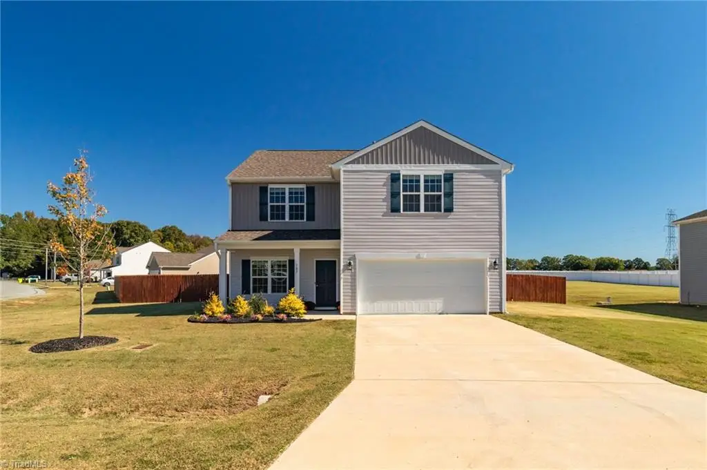 107 Wickham Court, Clemmons, NC 27012 - #1