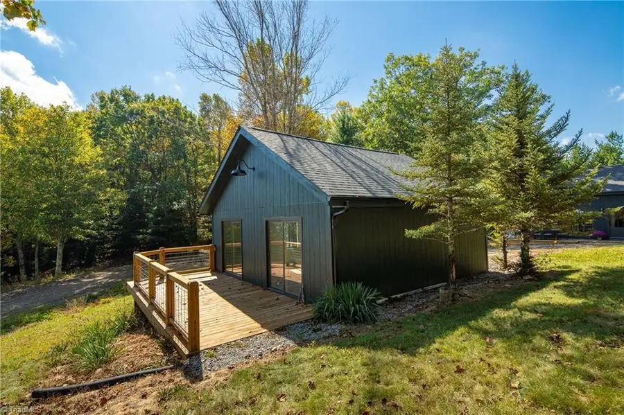 1138 Lump Road, Purlear, NC 28665 - #2