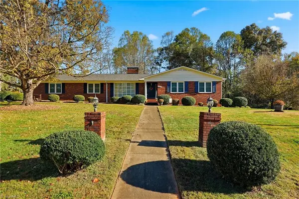 645 Ridgecrest Street, Wilkesboro, NC 28697