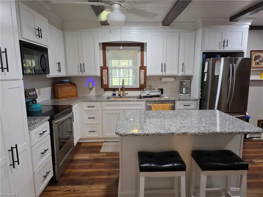645 Ridgecrest Street, Wilkesboro, NC 28697 - #3