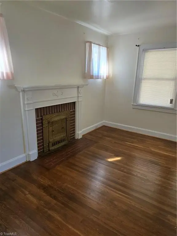 204 E 25th Street, Winston Salem, NC 27105 - #3