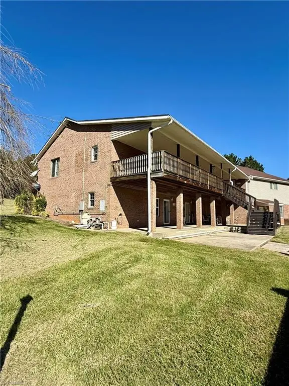130 Chandler Hills Drive, Mount Airy, NC 27030