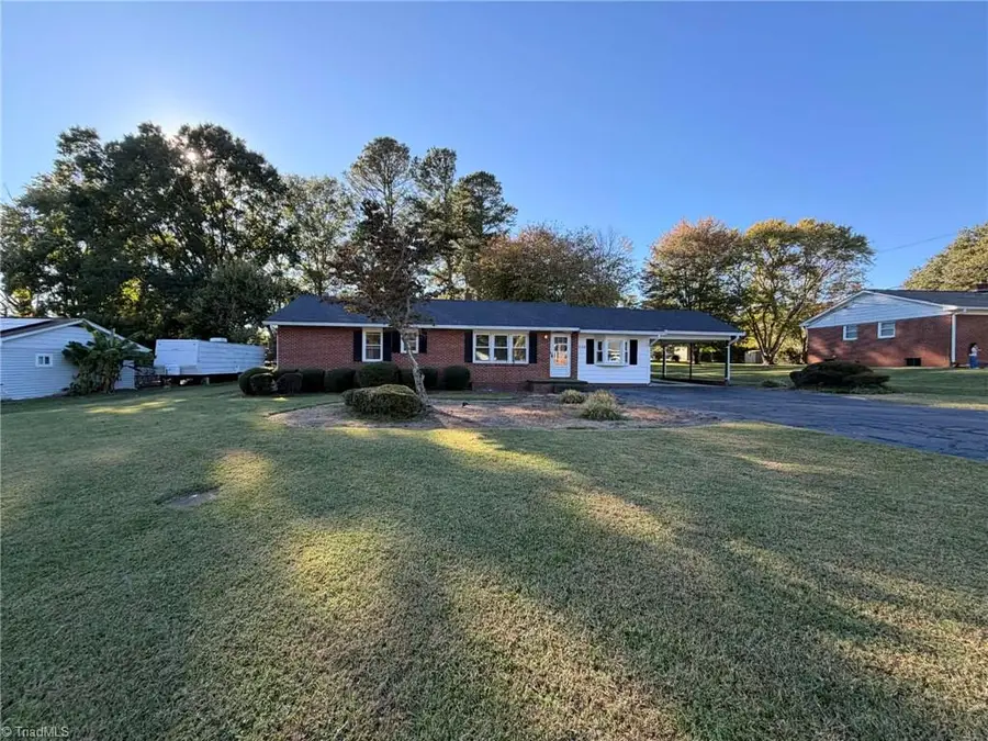 938 Brownwood Drive, Winston Salem, NC 27105 - #2