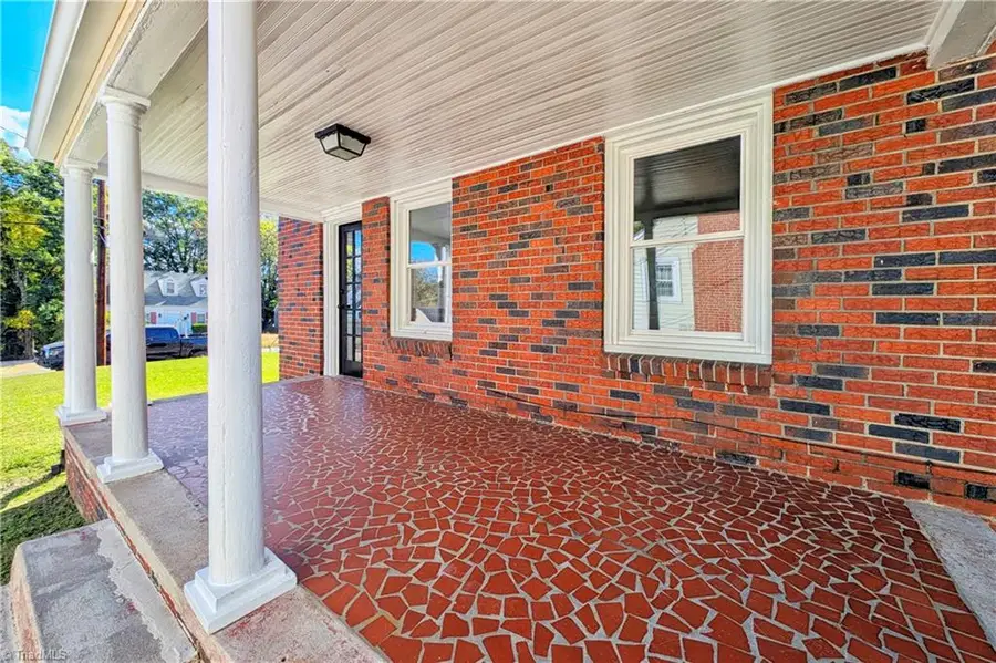 2524 Druid Hills Drive, Winston Salem, NC 27105 - #2