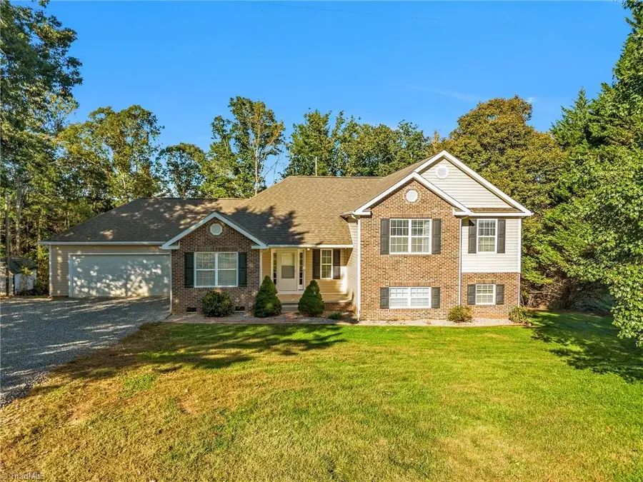 850 Pilgrim Baptist Church Road, Wilkesboro, NC 28697 - #2