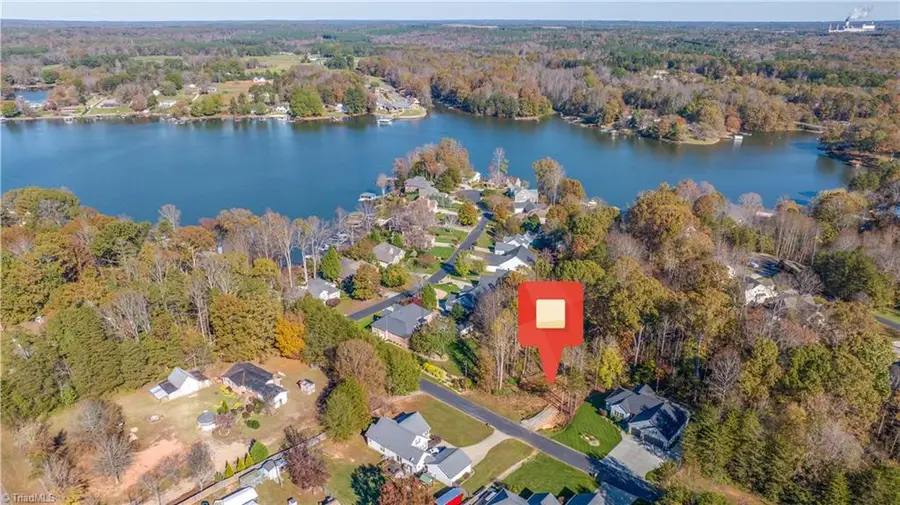 3628 Bay Pointe Drive, Sherrills Ford, NC 28673 - #3