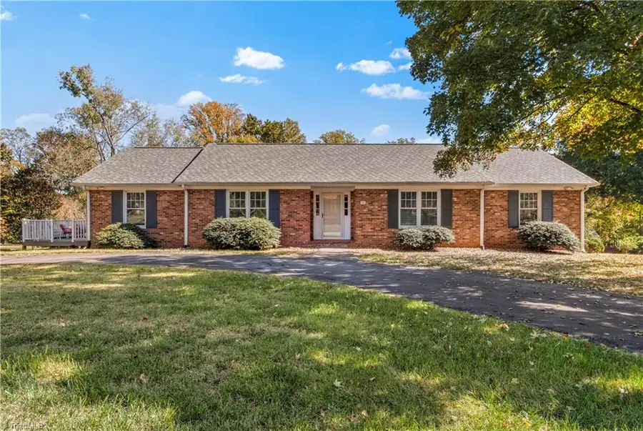 525 Drumheller Road, Clemmons, NC 27012 - #2
