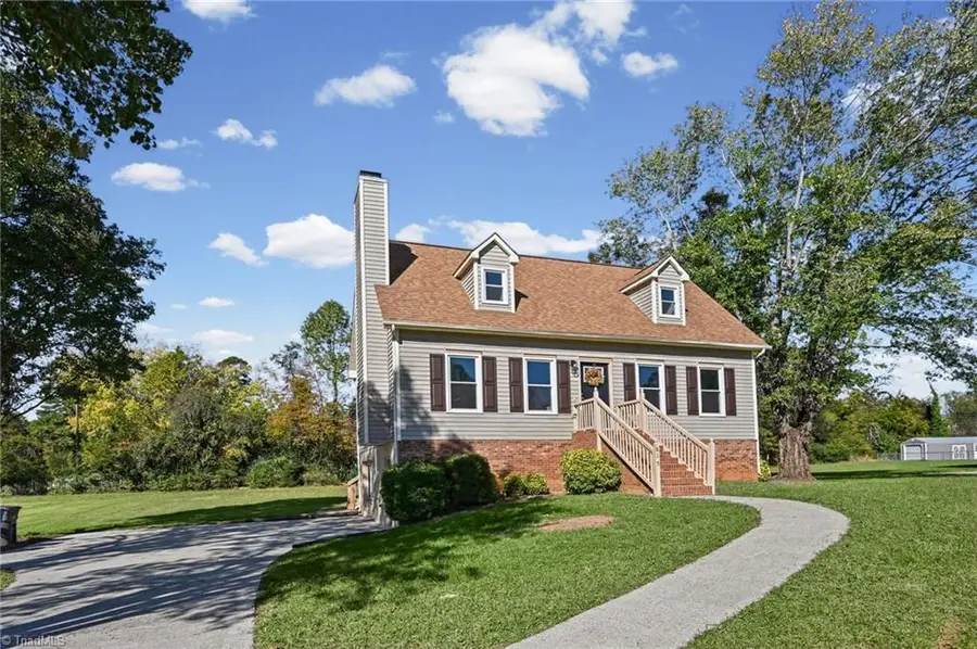 815 Northchester Lane, Winston Salem, NC 27105 - #2