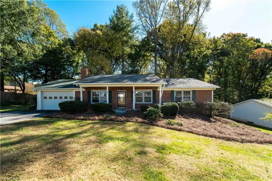 4520 Ole Log Lane, Kernersville, NC 27284 - #3