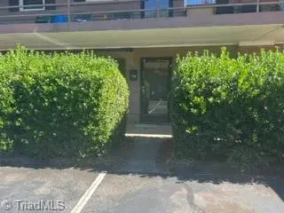 338 S Cherry Street #A, Kernersville, NC 27284 - #1