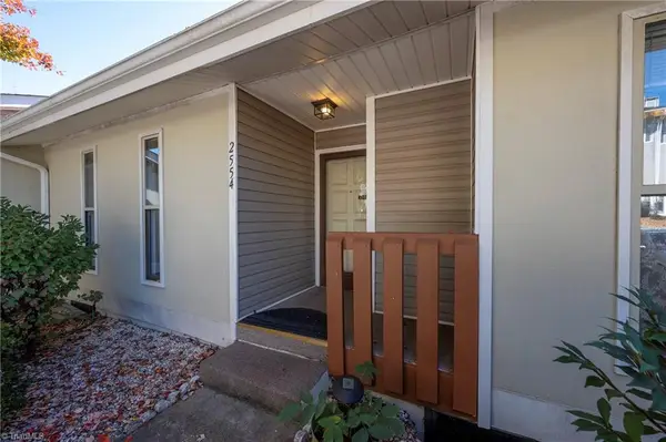 2554 Tantelon Place, Winston-Salem, NC 27127