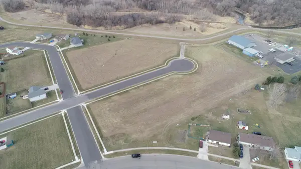 500 Darlene Drive, Marshall, MN 56258