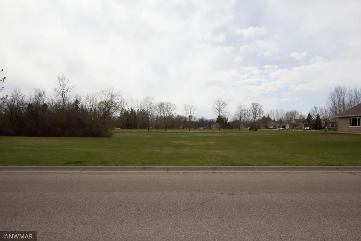 301 Sherwood Avenue N, Thief River Falls, MN 56701 - Image #1