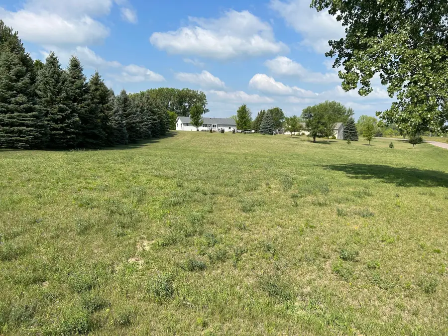 6007 Rolling Hills Drive Sw, Montevideo, MN 56265 - #3