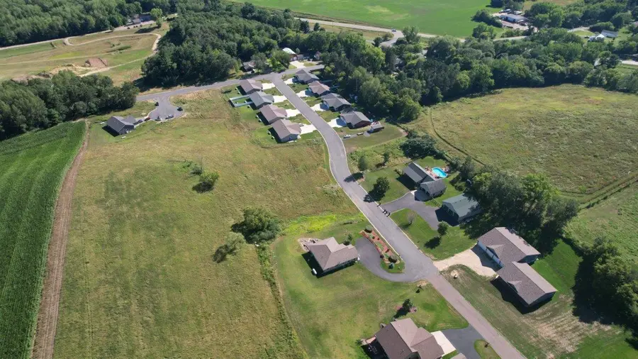 210 Amber View St, Menomonie, WI 54751 - Image #3