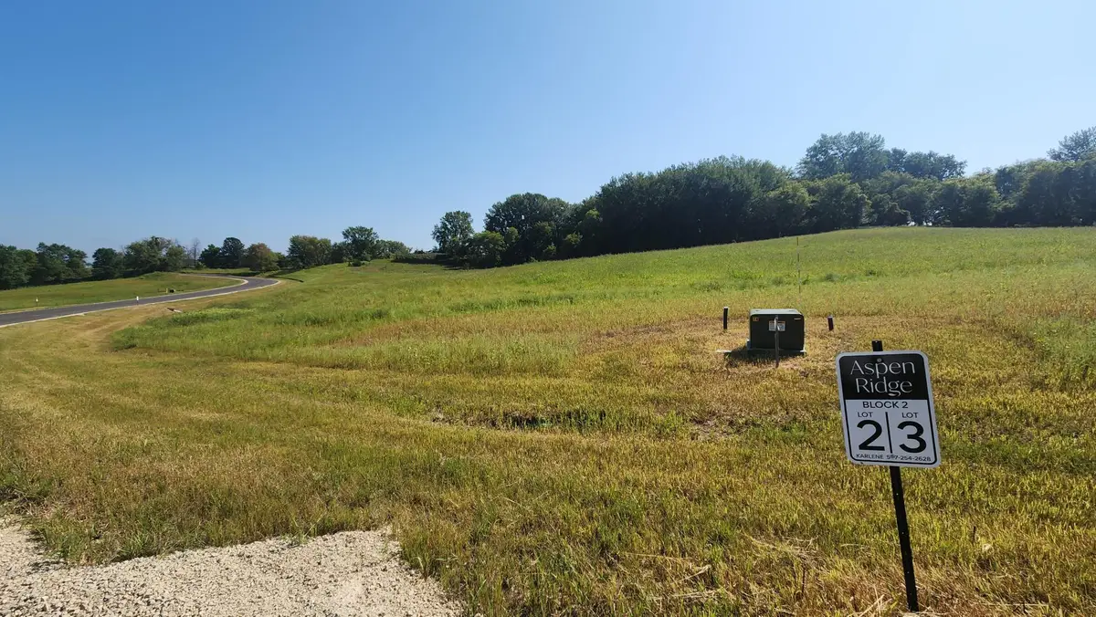 L2B2 Miller Place Nw, Rochester, MN 55901 - Image #1