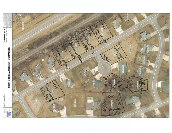 1467 Nottingham Drive Se, Owatonna, MN 55060