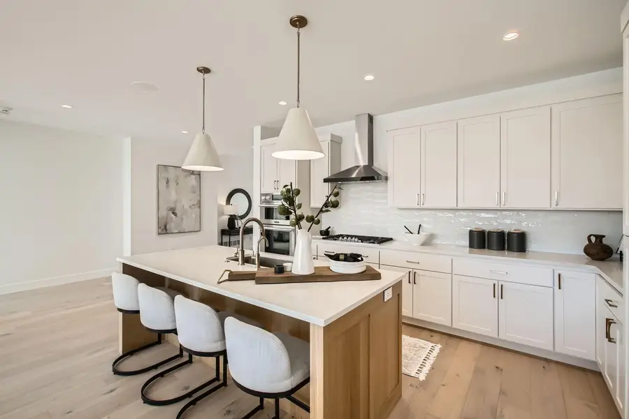 5615 Buffington Lane, Excelsior, MN 55331 - Image #3