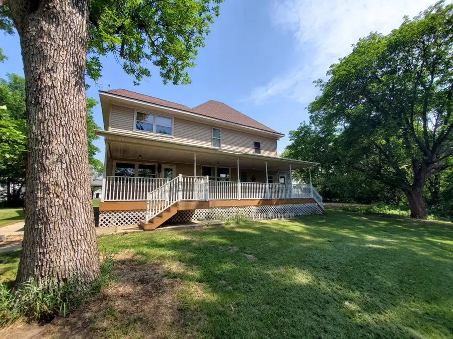 674 2nd Street, Dawson, MN 56232 - #3