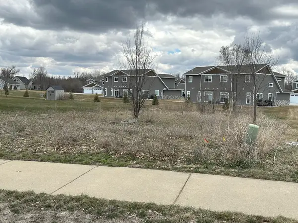 3888 21st Avenue S, Saint Cloud, MN 56301