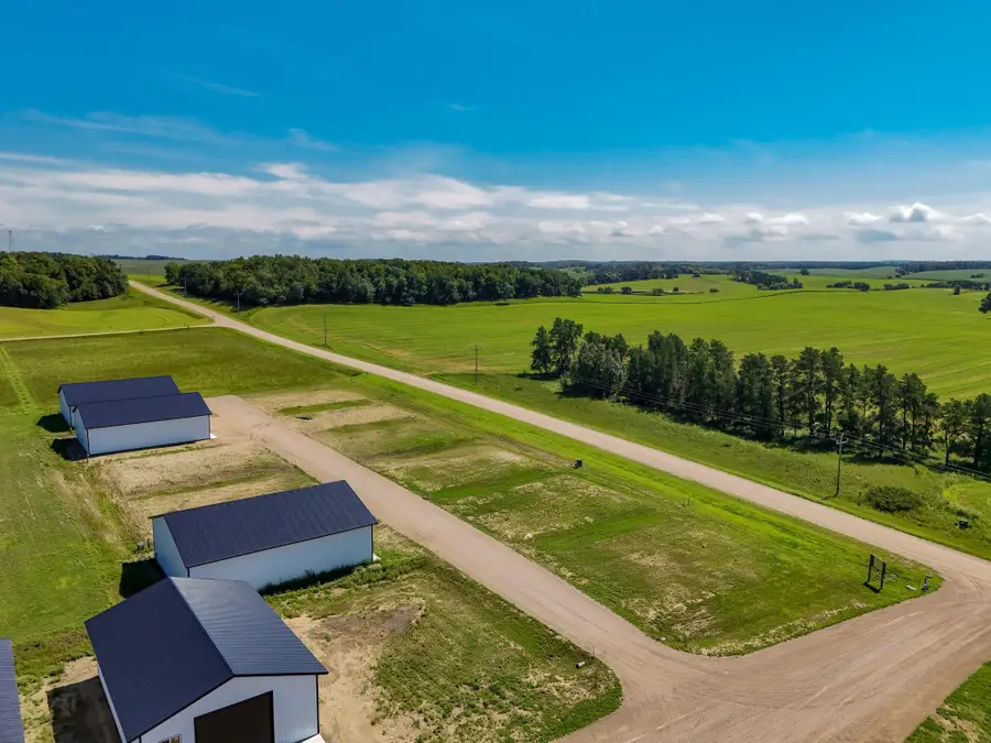 37577 470th St #25, Frazee, MN 56544 - #3