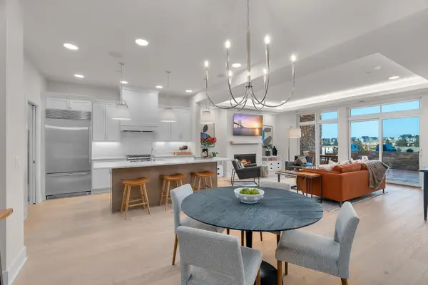 1 Hill Farm Road #107, Saint Paul, MN 55127