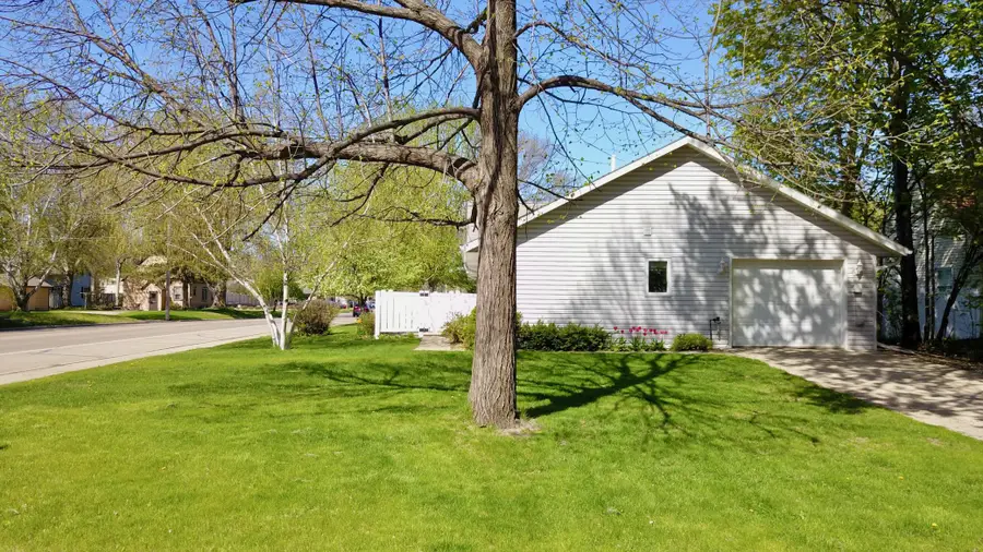 217 10th Avenue E, Alexandria, MN 56308 - Image #3