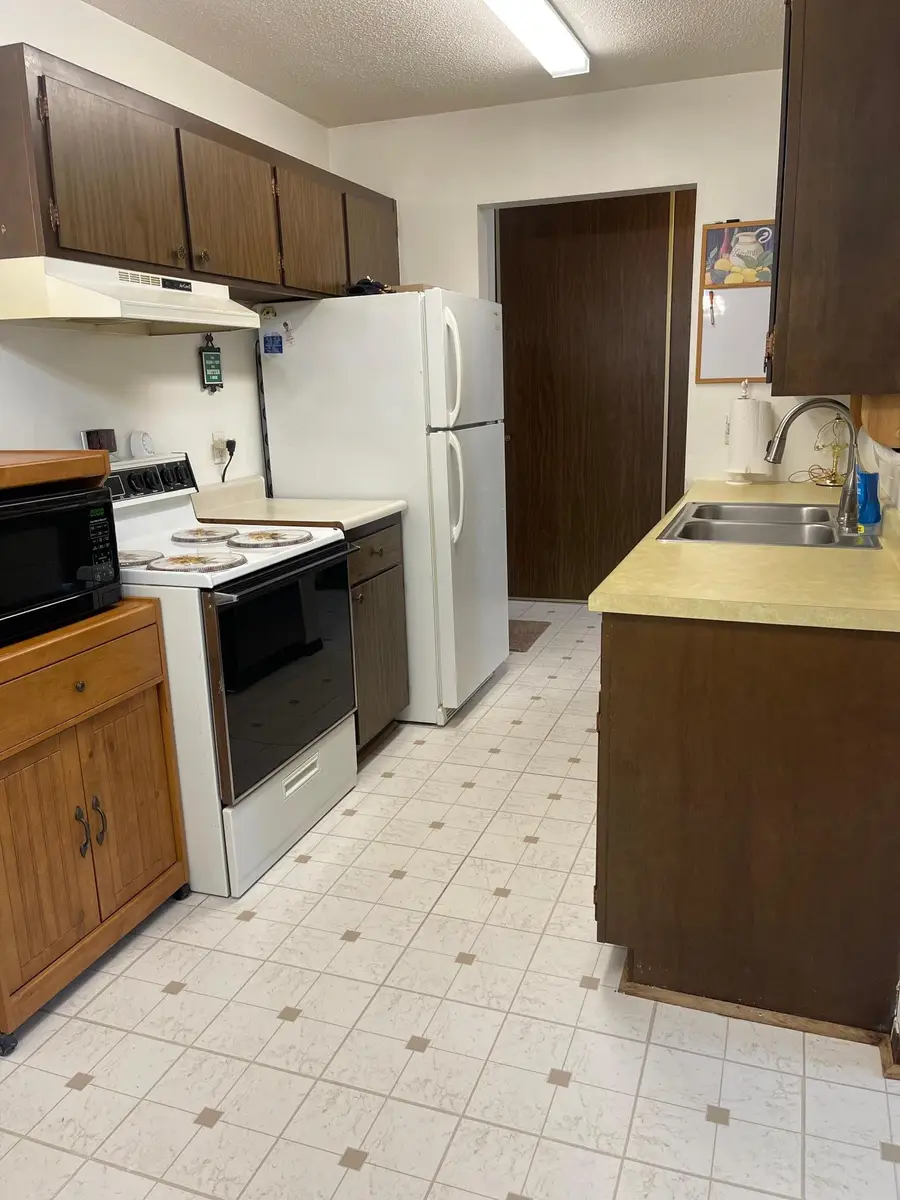 2005 E 122nd Street #A7, Burnsville, MN 55337 - Image #2