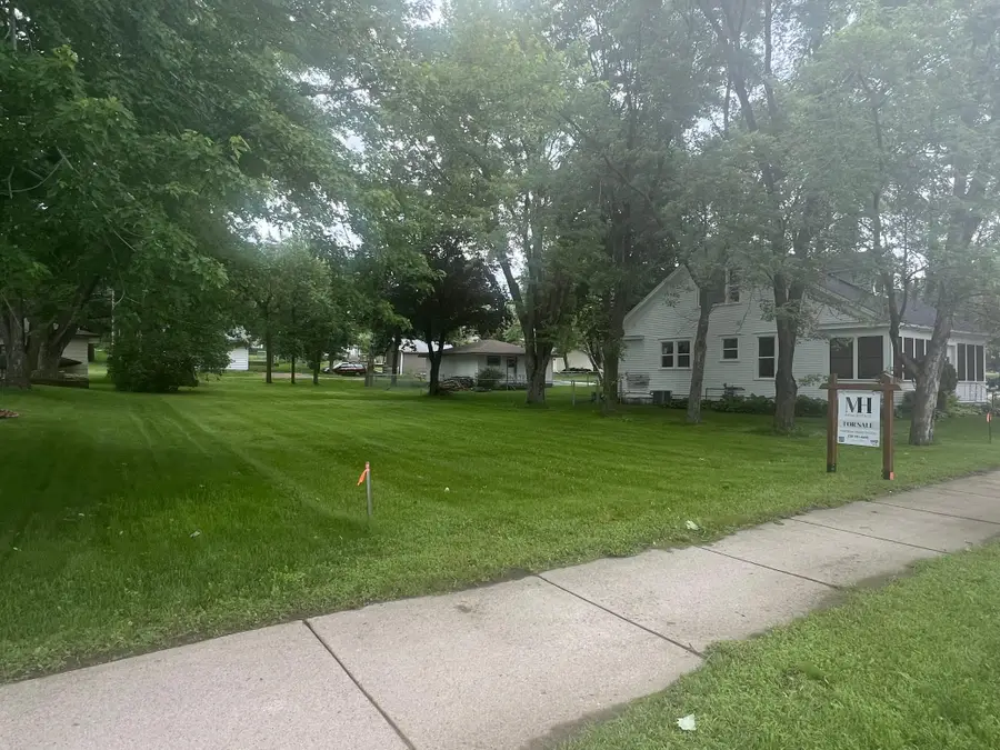 702 N Benton Drive, Sauk Rapids, MN 56379 - Image #2