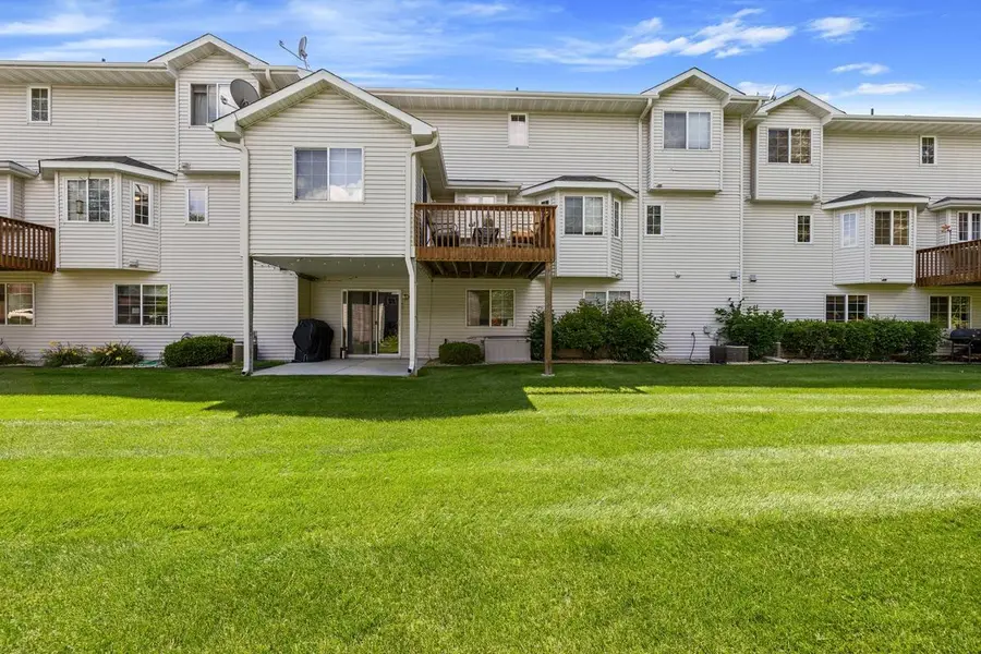 13233 Williamsberg Drive, Savage, MN 55378 - Image #2