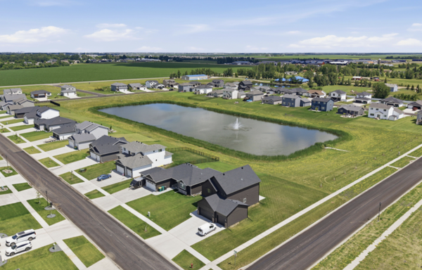 10210 73rd Street S, Horace, ND 58047