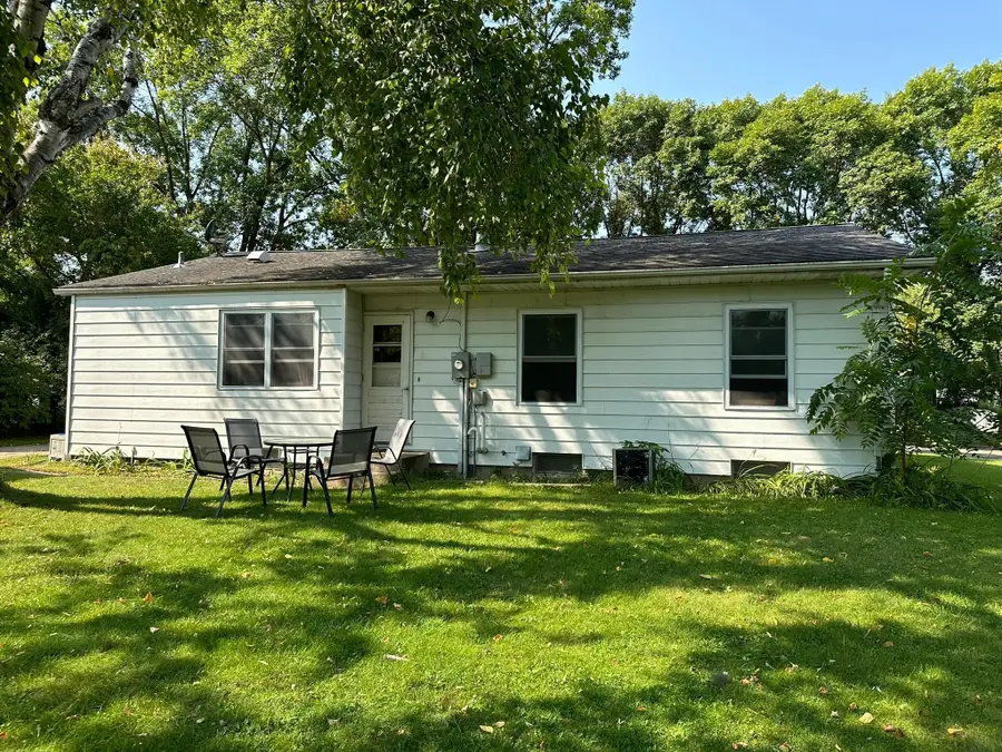 1609 8th Street Sw, Willmar, MN 56201 - Image #3