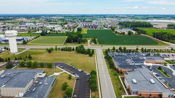 2 A Madison Avenue, Mankato, MN 56001