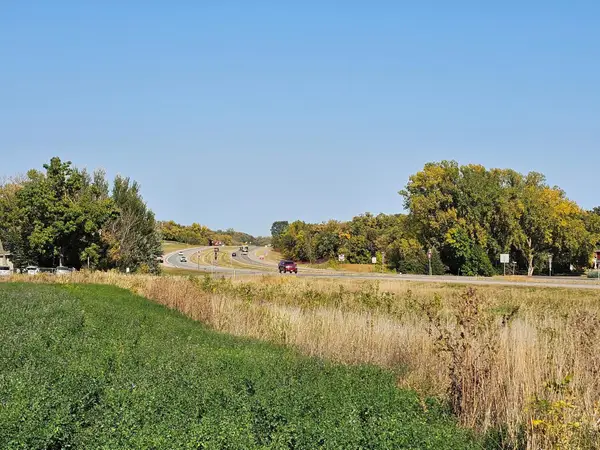 1977 60th Avenue Ne, Willmar, MN 56201