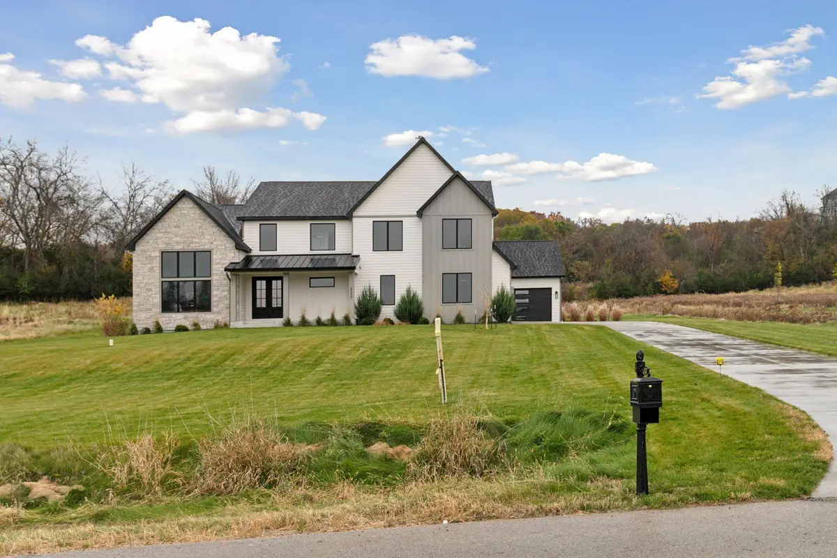 5240 8th Street Sw, Rochester, MN 55902 - #1