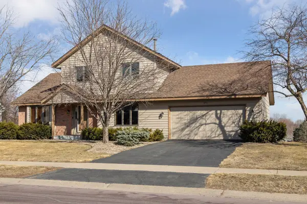 4911 144th Street W, Apple Valley, MN 55124