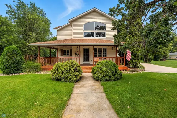 429 W Bridge Avenue, Warren, MN 56762
