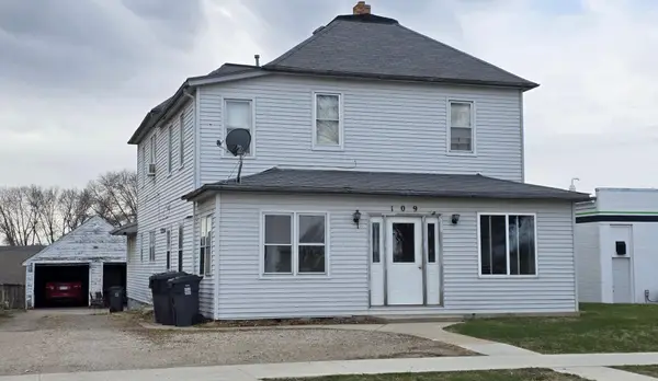 109 W Greeley Street W, Marshall, MN 56258