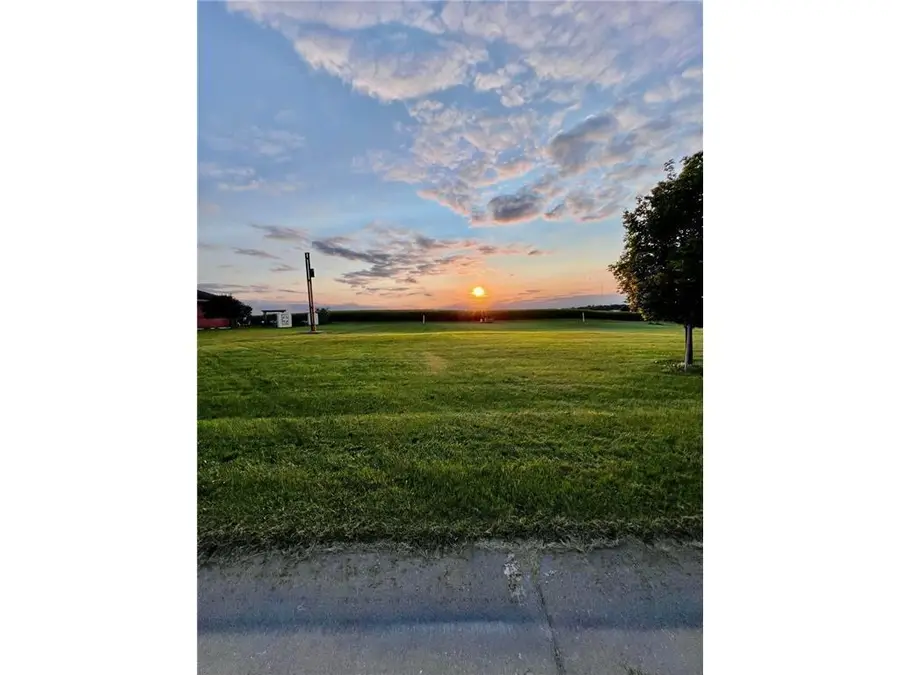 237 S Robert Street, Mabel, MN 55954 - Image #2