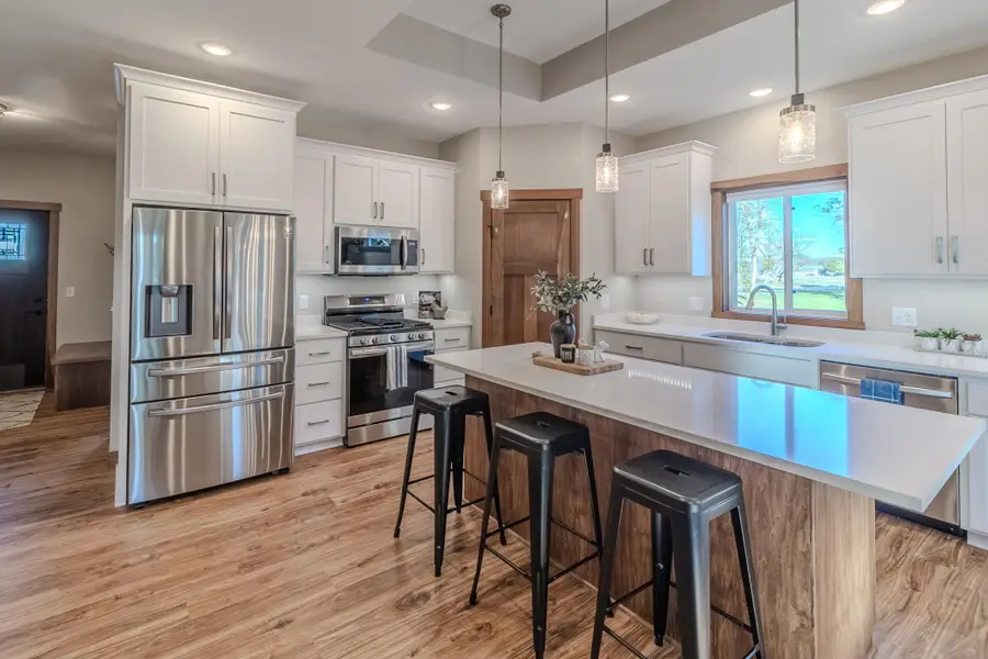 330 10th Street S, Sartell, MN 56377 - Image #2