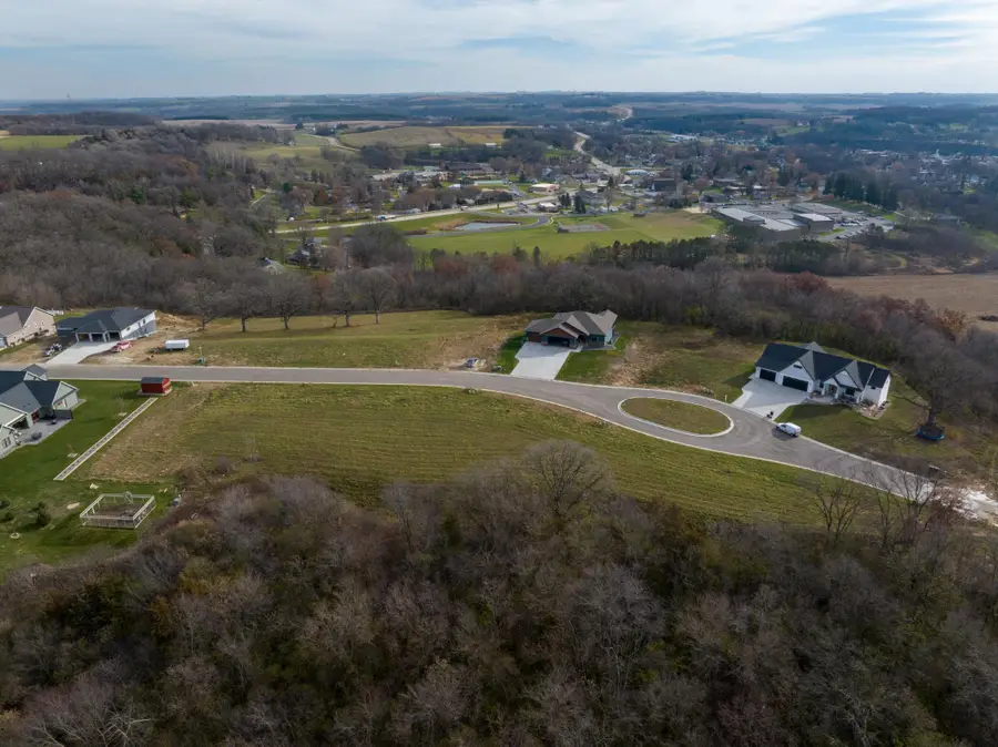 913 Overlook Dr, Preston, MN 55965 - Image #2