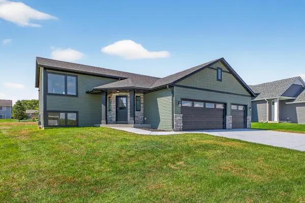 251 Stonelake Drive Se, Rochester, MN 55904