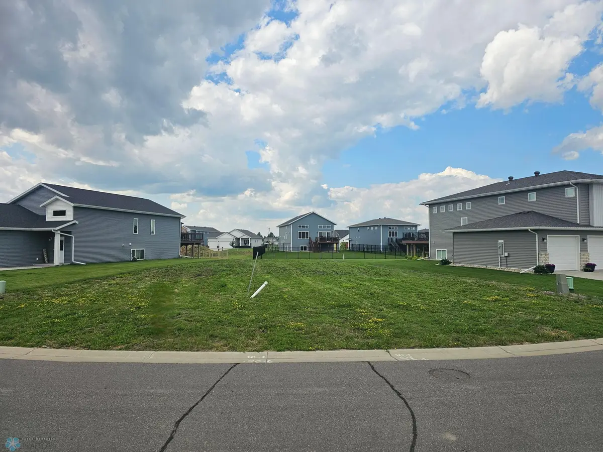 4878 Hampton Circle S, Moorhead, MN 56560 - #1