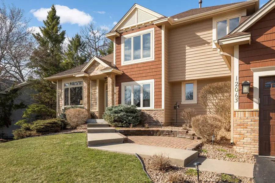 12063 Gantry Lane, Apple Valley, MN 55124 - #3