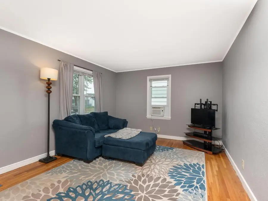 5233 Fremont Avenue N, Minneapolis, MN 55430 - #3